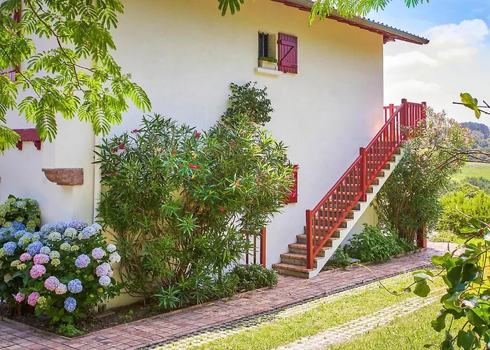 Amazing In Jean De Luz Saint-Jean-de-Luz